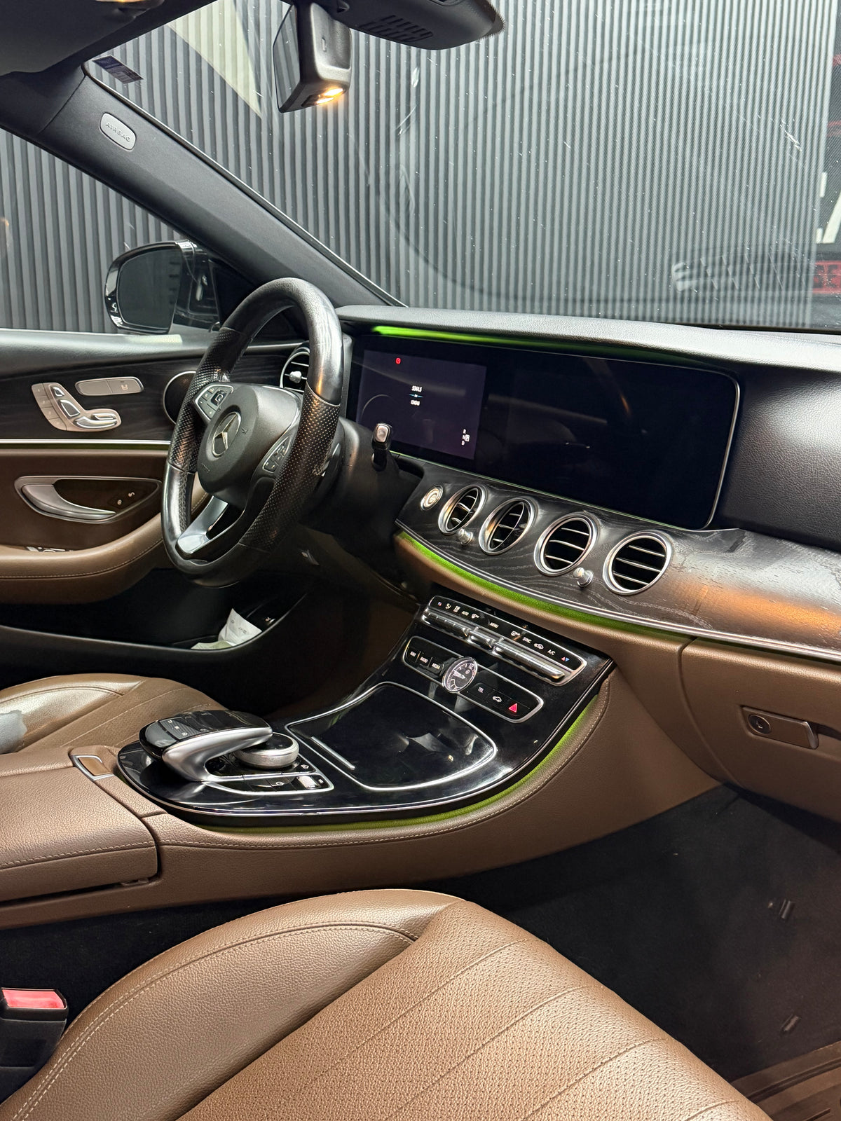 Mercedes E-250