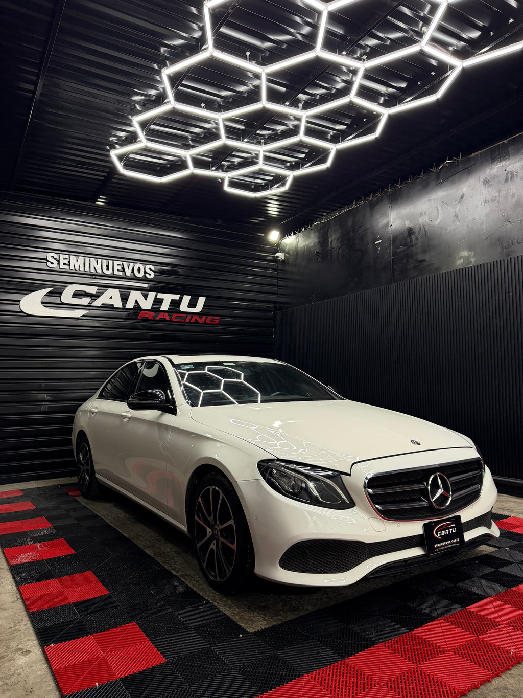 Mercedes E-250