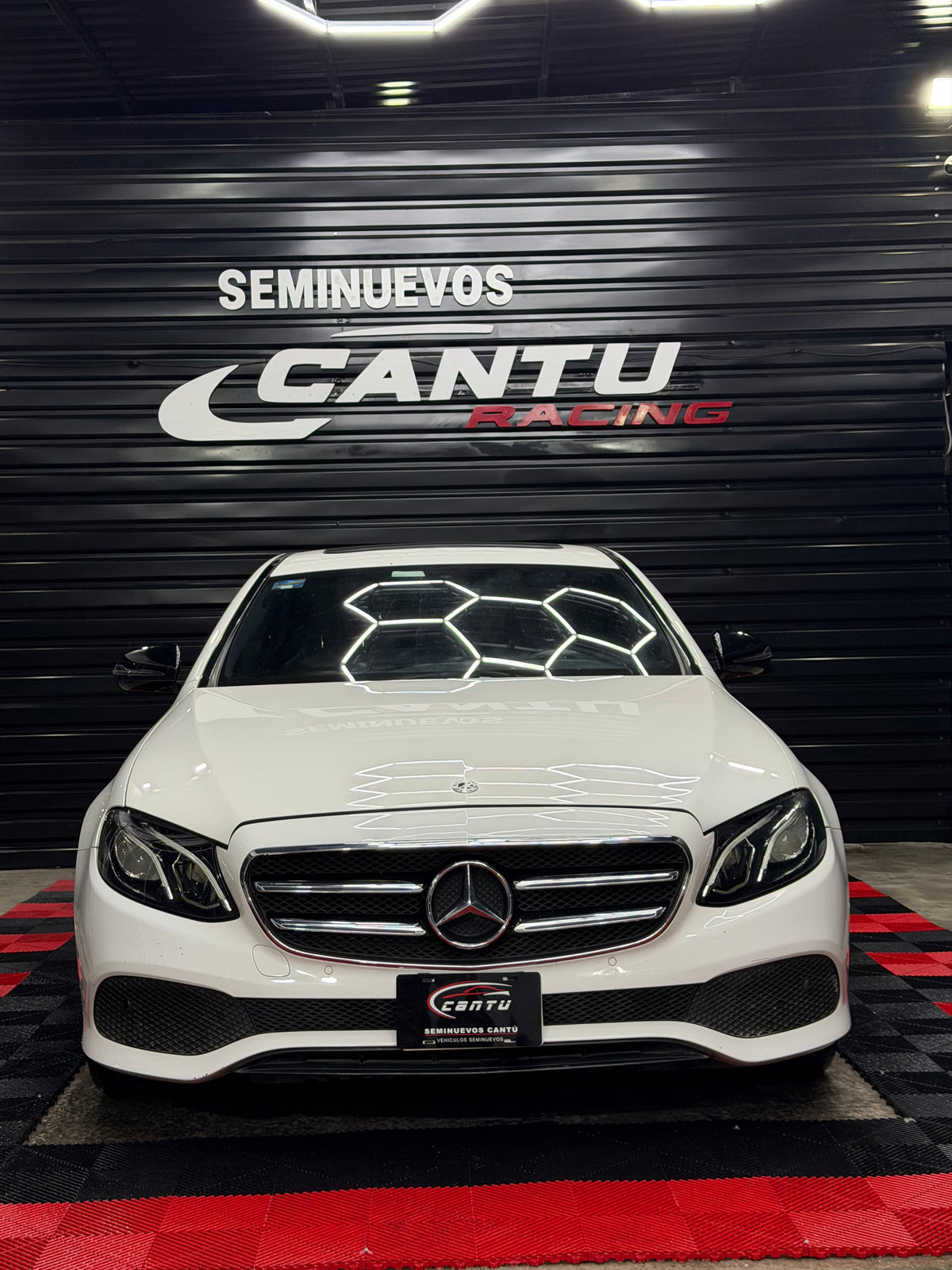 Mercedes E-250