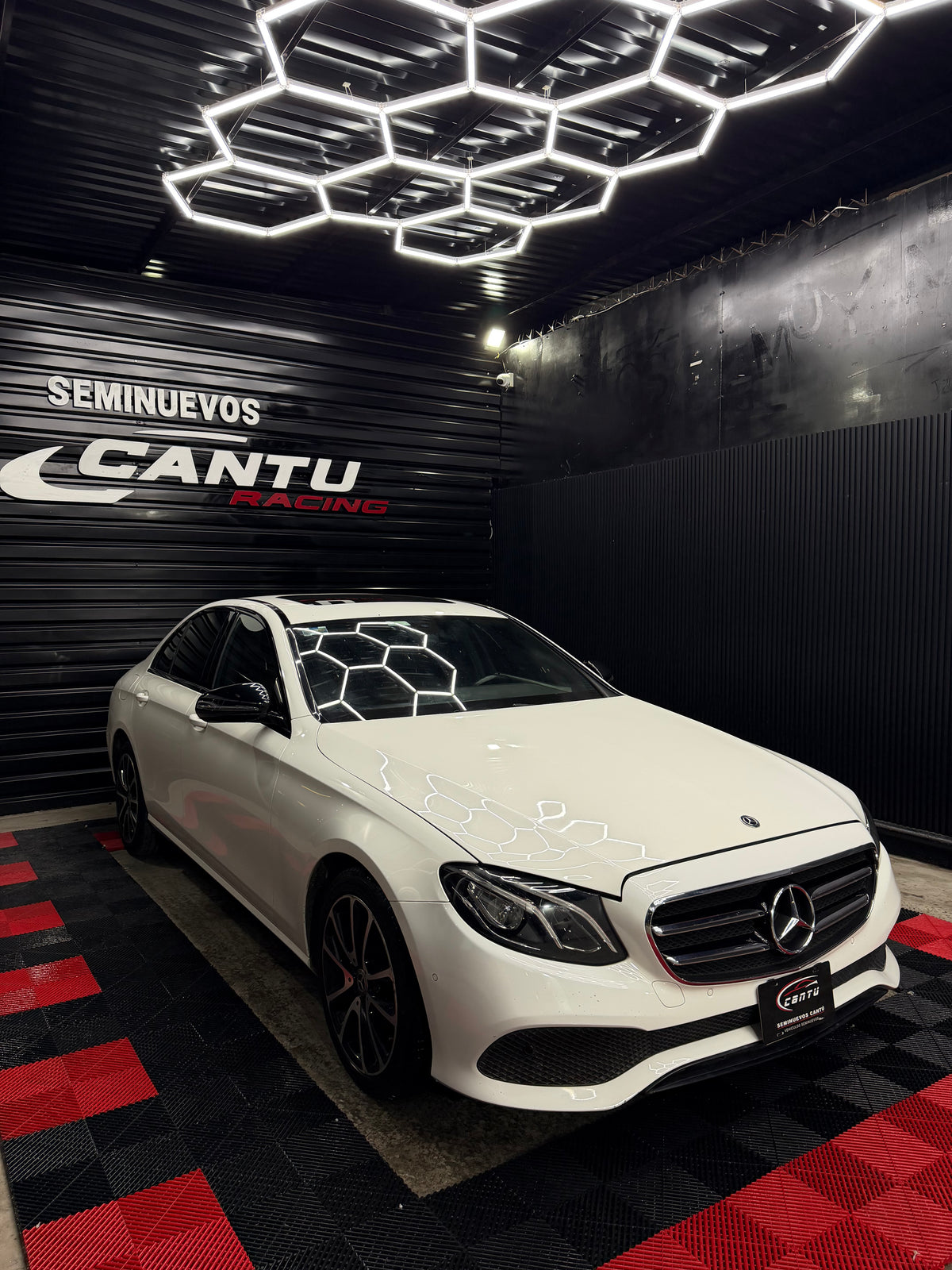 Mercedes E-250